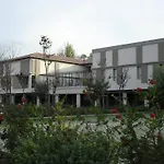 Cerise Sud 3*
