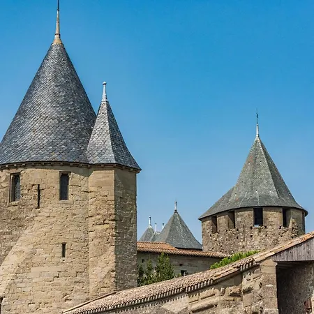 Cerise Sud 3* Каркассон