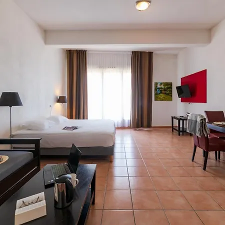 Cerise Sud Отель 3*