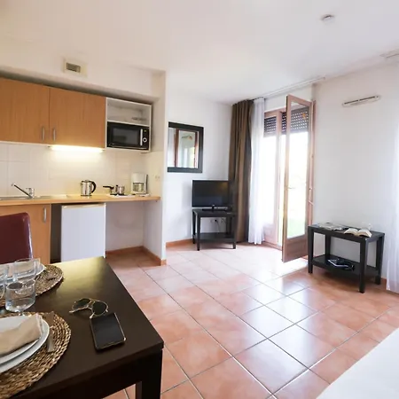 Cerise Sud Отель