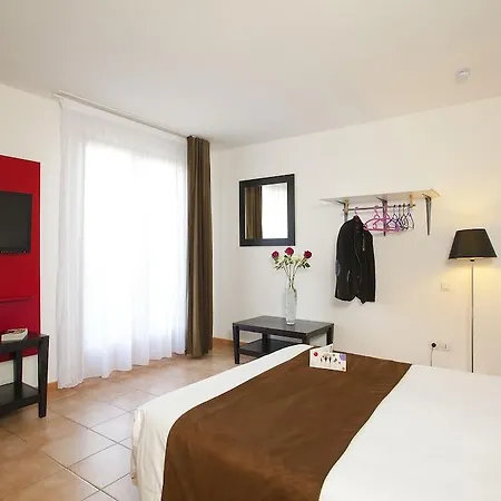 Cerise Sud 3*