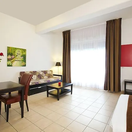 Cerise Sud 3* Carcasona
