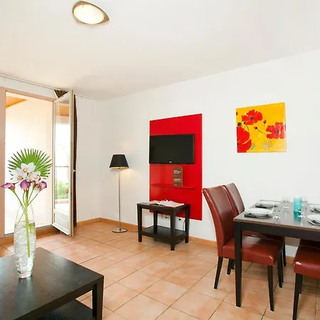 Cerise Sud Отель