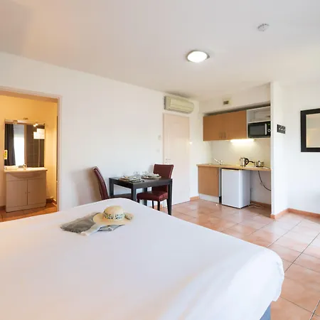 فندق Cerise Sud قرقشونه