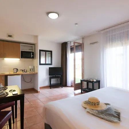 Cerise Sud 3* Carcassonne