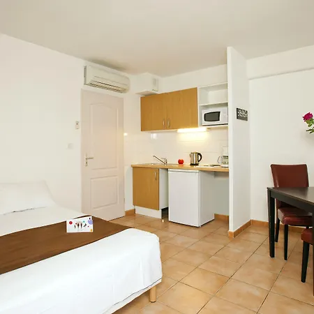 Cerise Sud 3*