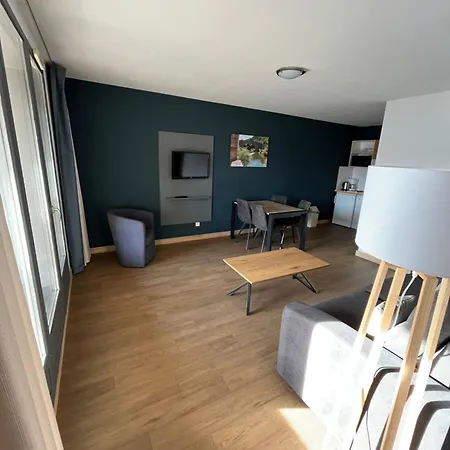 Cerise Sud 3* Carcassonne