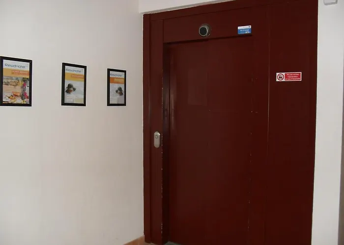 Cerise Sud 3* Carcassonne